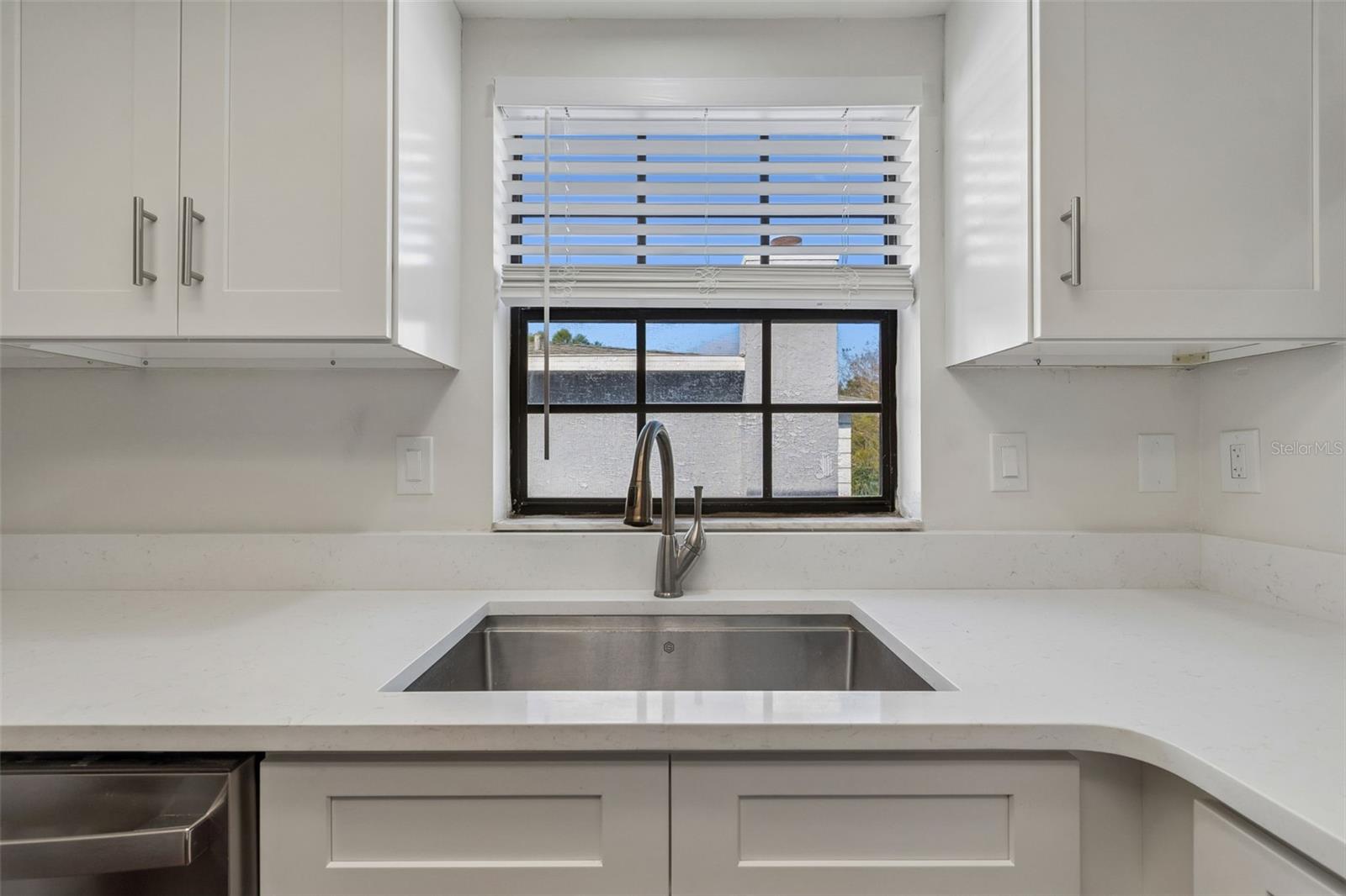 5756 CALAIS BLVD N #8, ST PETERSBURG, FL, 33714