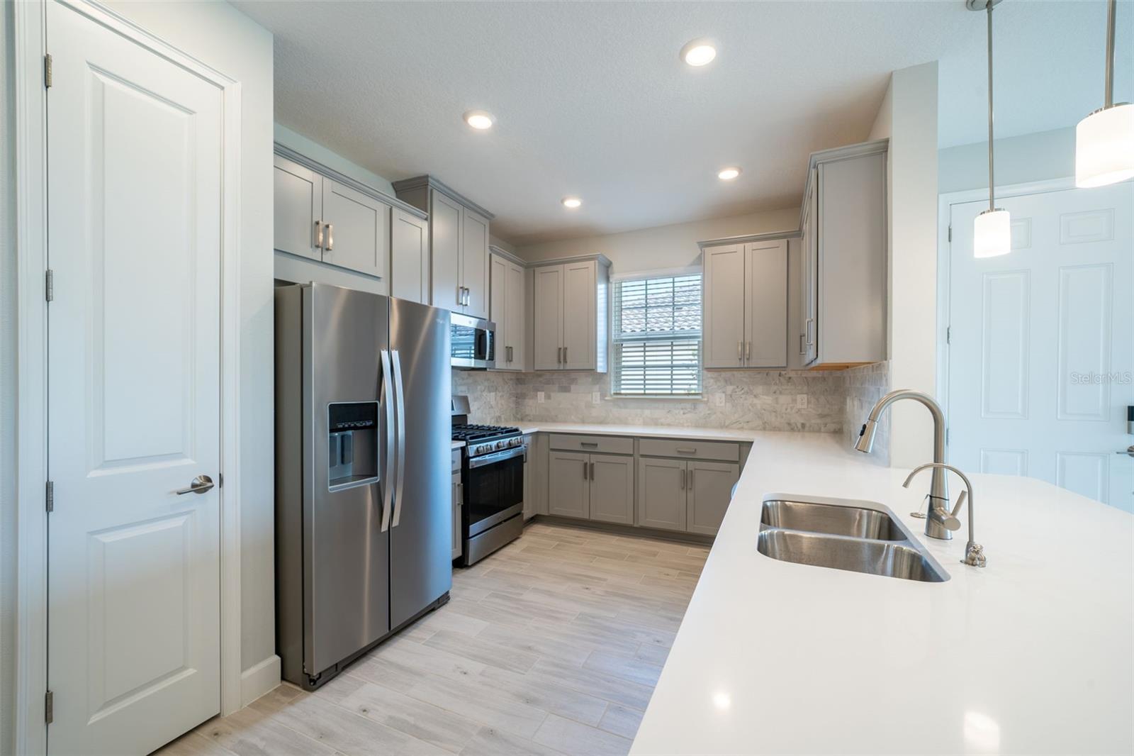 10449 MORNING MIST LN, SARASOTA, FL, 34241