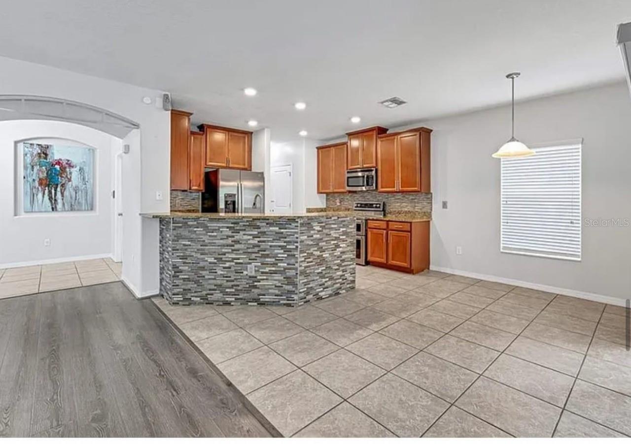 1966 HAWKS VIEW DR, RUSKIN, FL, 33570
