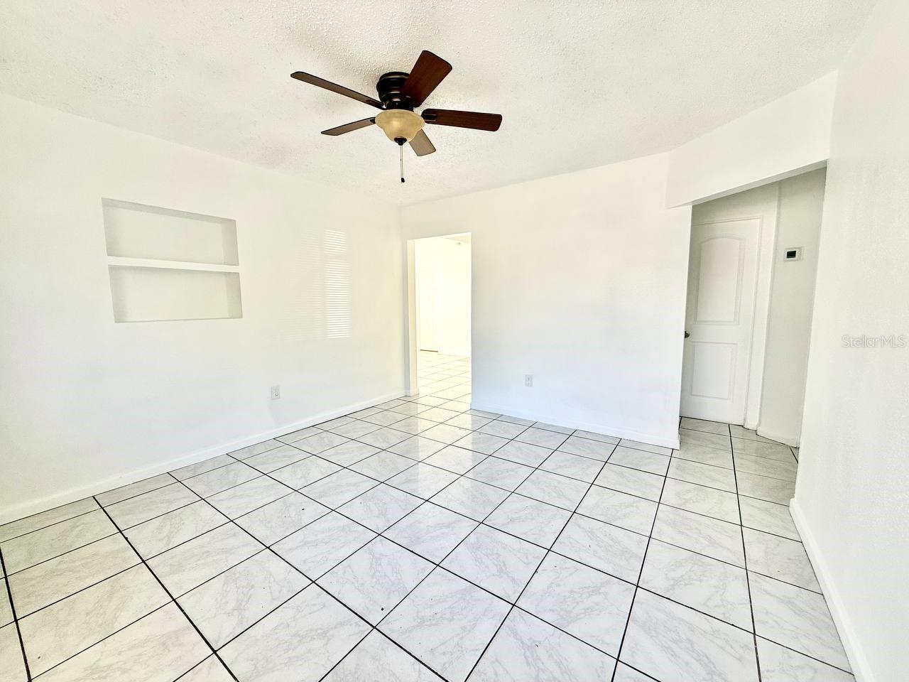 1607 E MAPLE AVE, TAMPA, FL, 33604