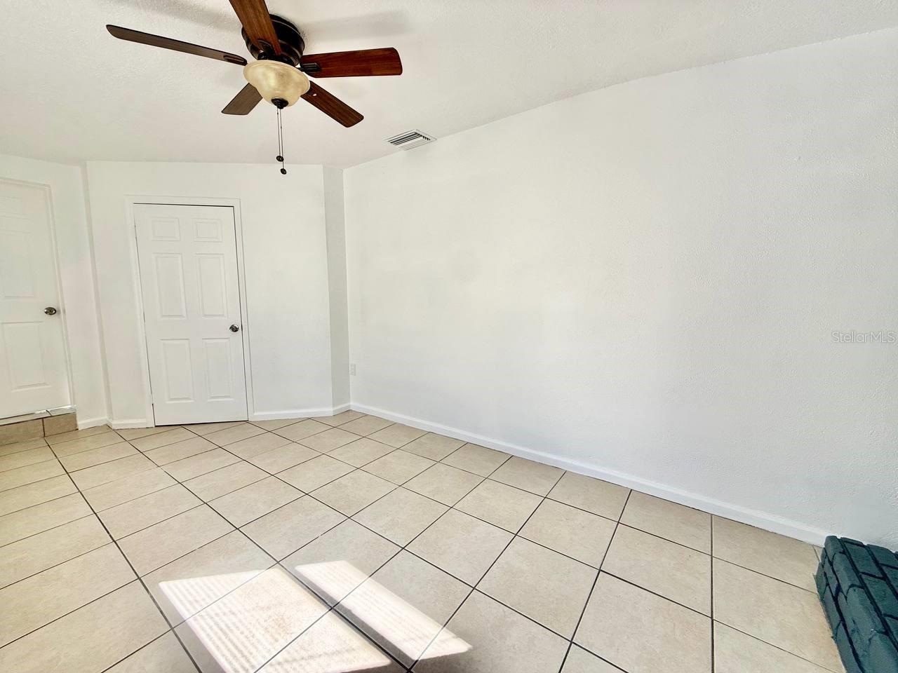 1607 E MAPLE AVE, TAMPA, FL, 33604