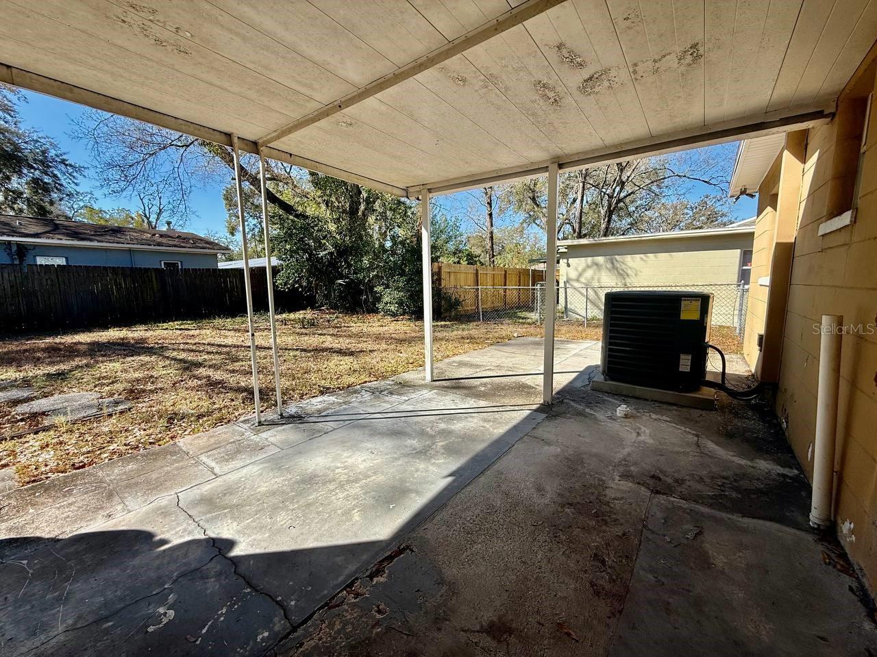 1607 E MAPLE AVE, TAMPA, FL, 33604