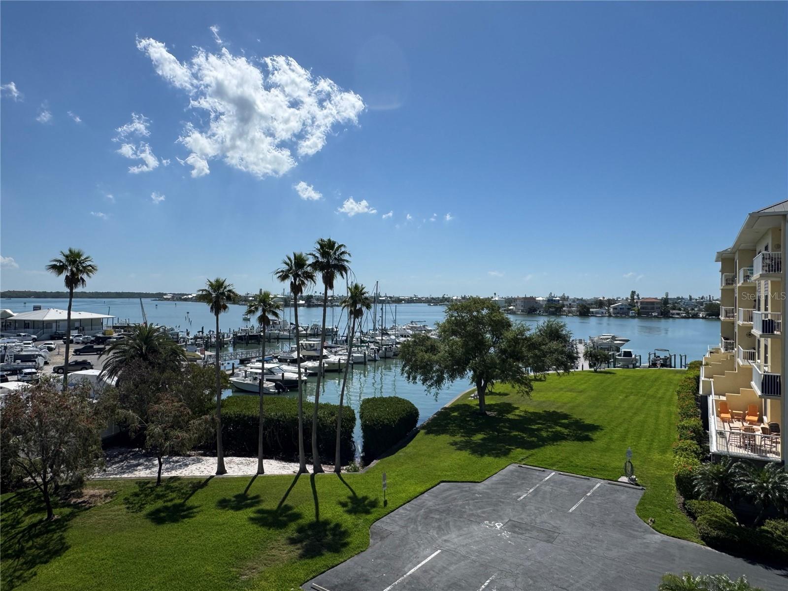 423 150TH AVE #1405, MADEIRA BEACH, FL, 33708