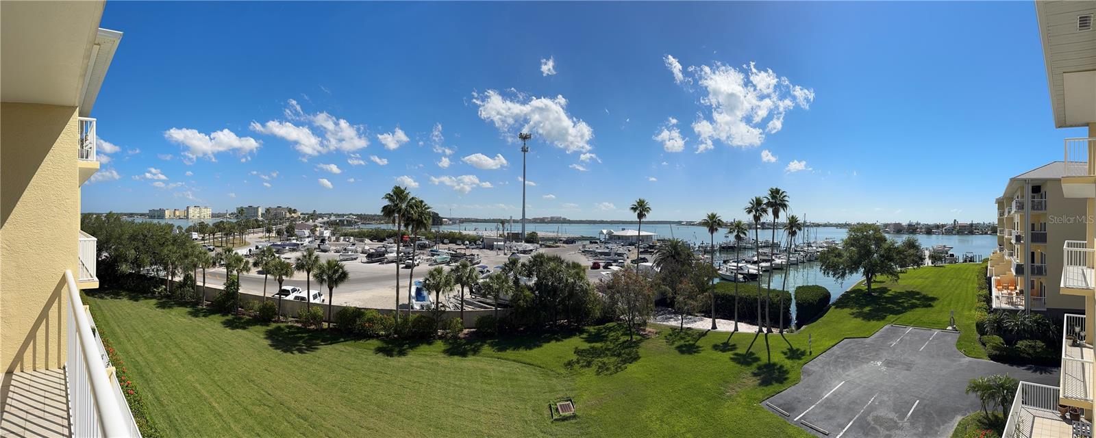 423 150TH AVE #1405, MADEIRA BEACH, FL, 33708