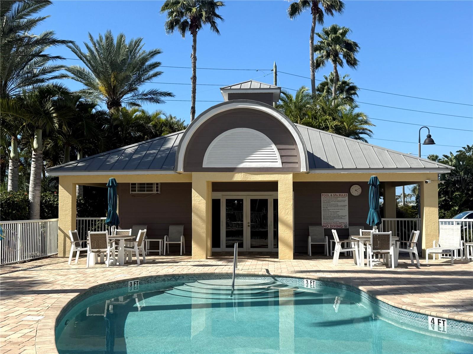 423 150TH AVE #1405, MADEIRA BEACH, FL, 33708