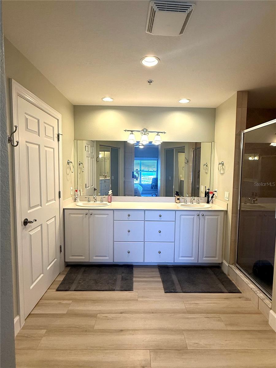 423 150TH AVE #1405, MADEIRA BEACH, FL, 33708