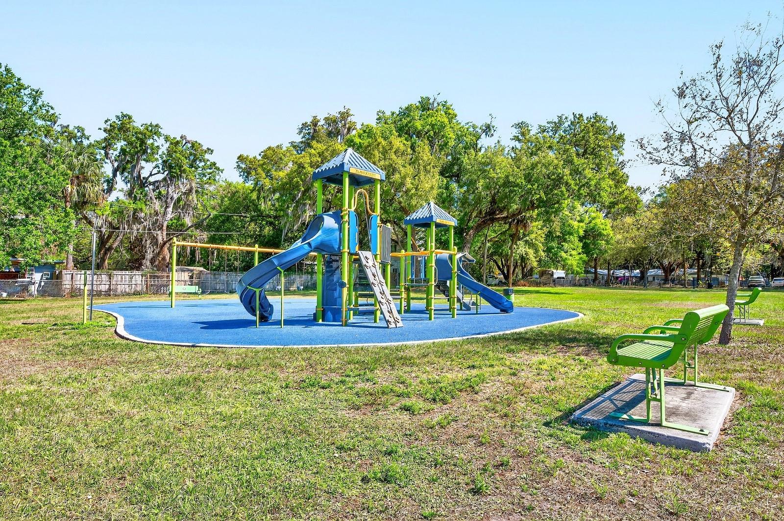 2445 S BAY AVE, SANFORD, FL, 32771