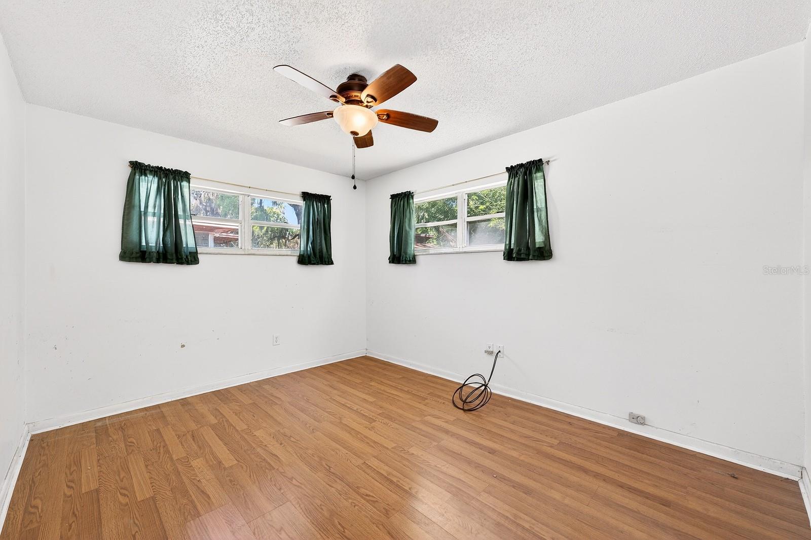 2445 S BAY AVE, SANFORD, FL, 32771