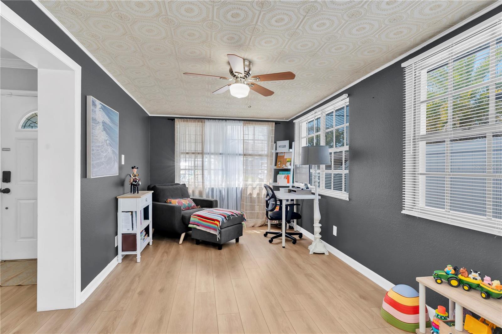 3307 W BRADDOCK ST, TAMPA, FL, 33607