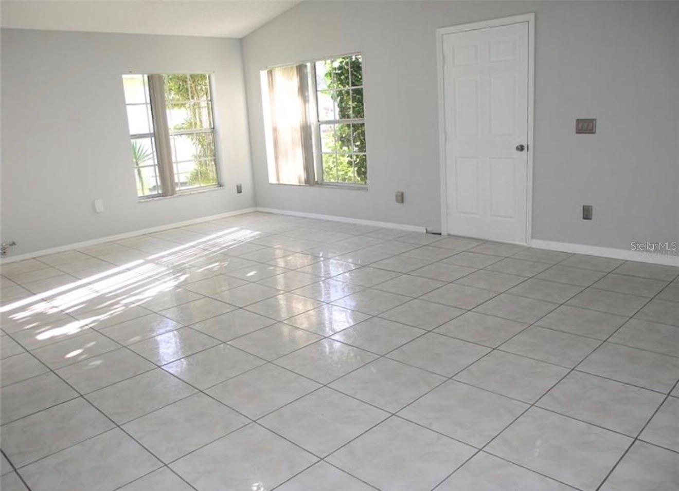 2976 STILLWATER DR, KISSIMMEE, FL, 34743