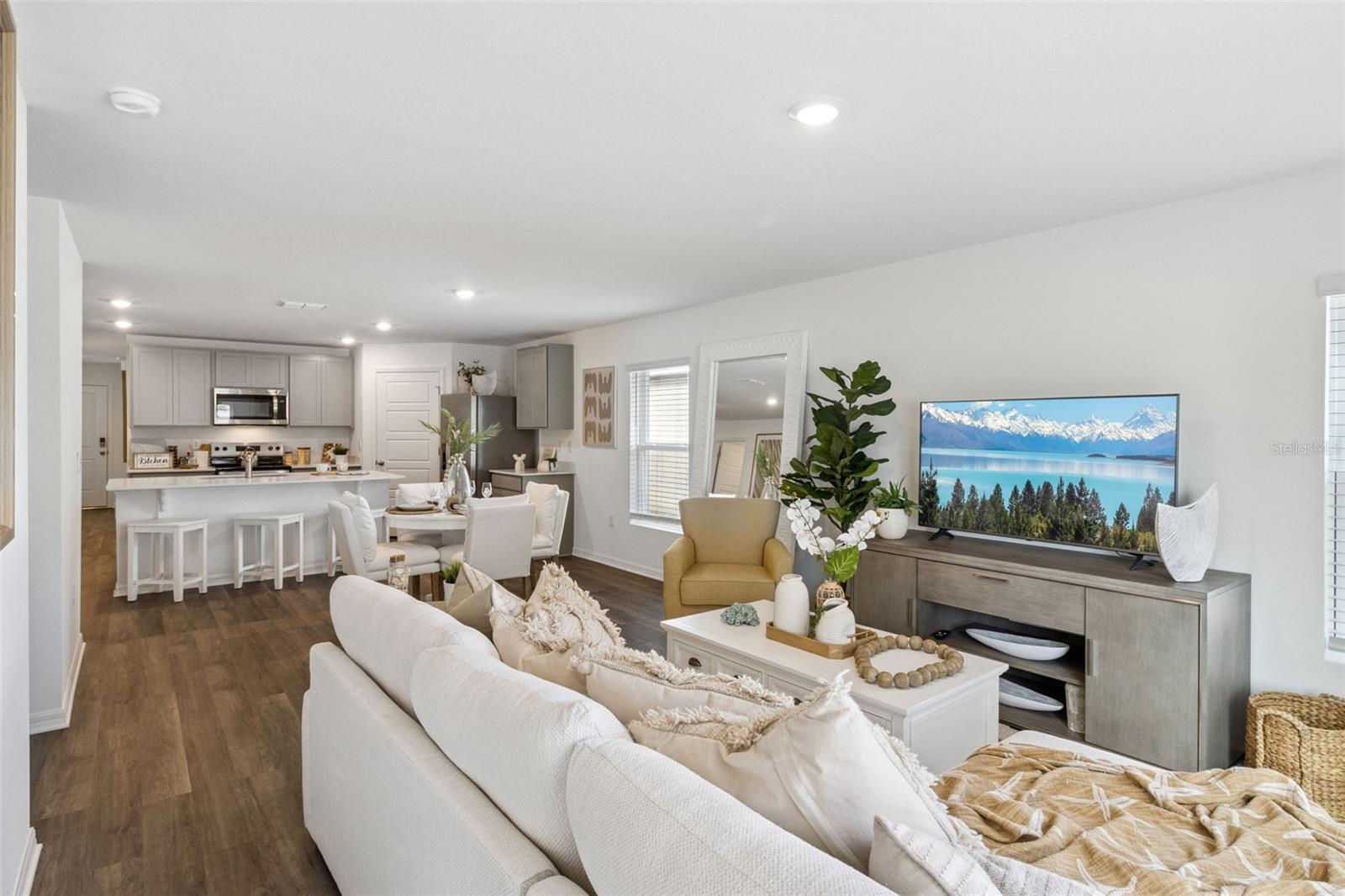 900 BEAR HAMMOCK DR, UMATILLA, FL, 32784