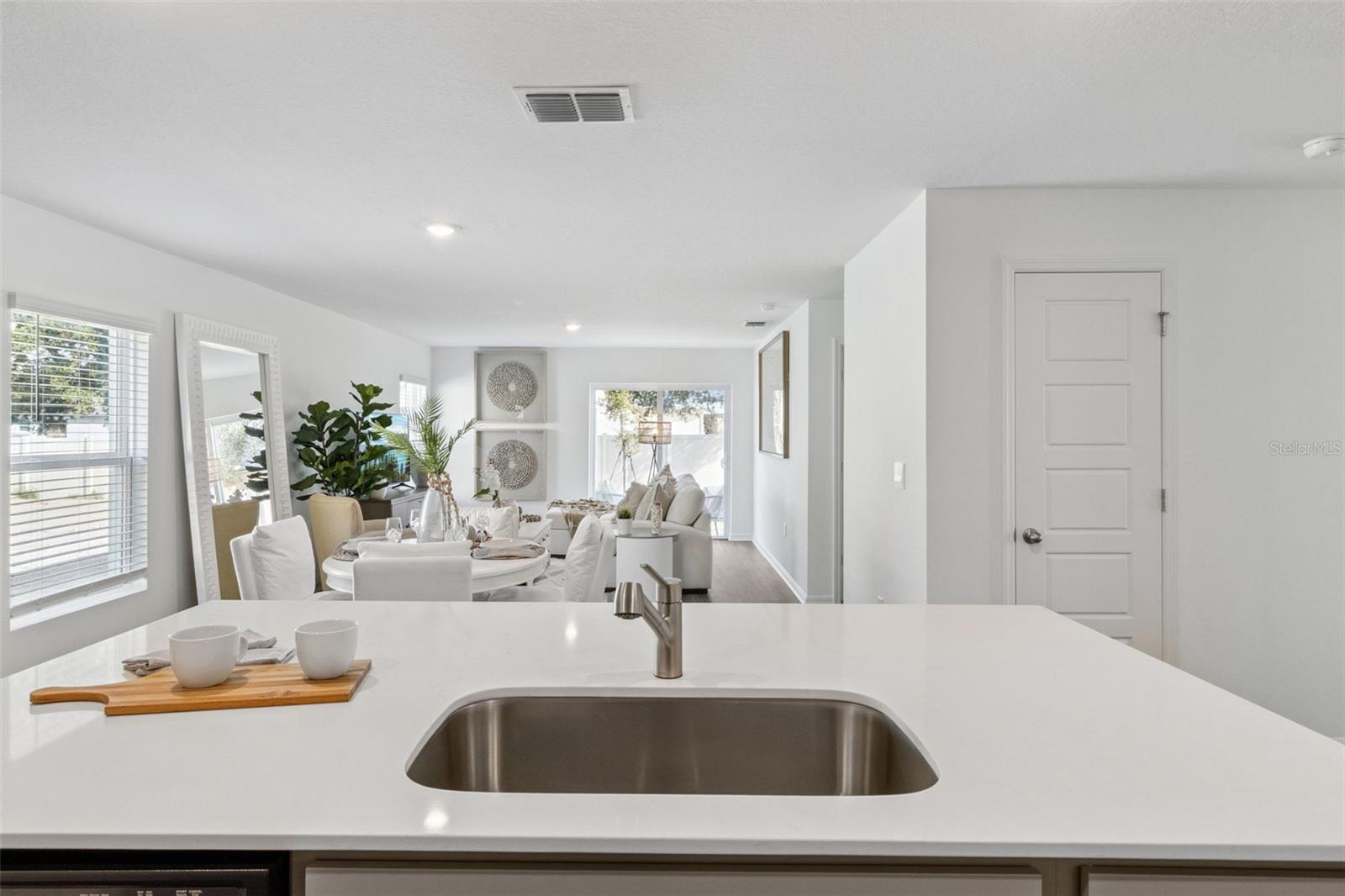 900 BEAR HAMMOCK DR, UMATILLA, FL, 32784