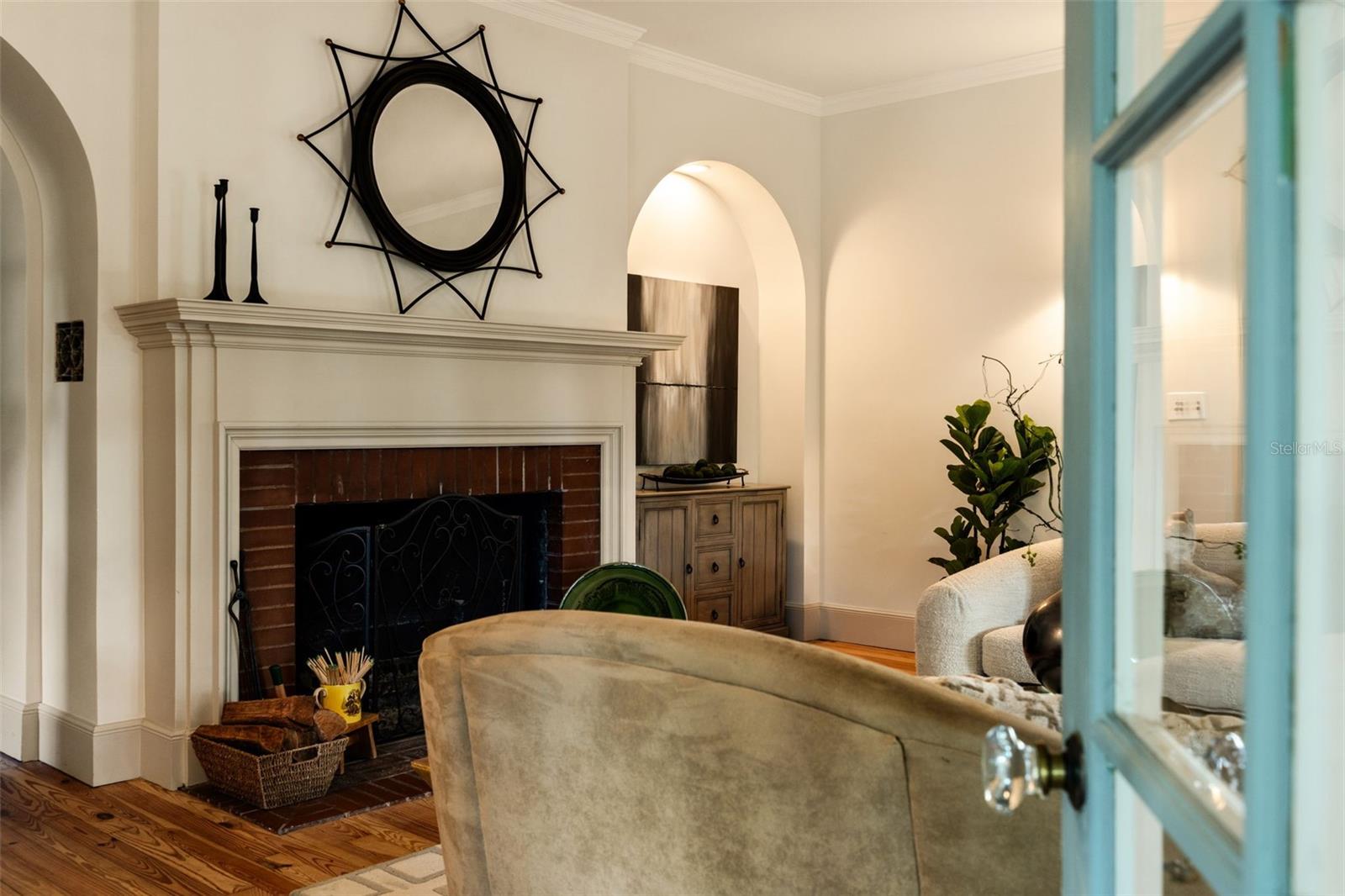 403 JASMINE WAY, CLEARWATER, FL, 33756