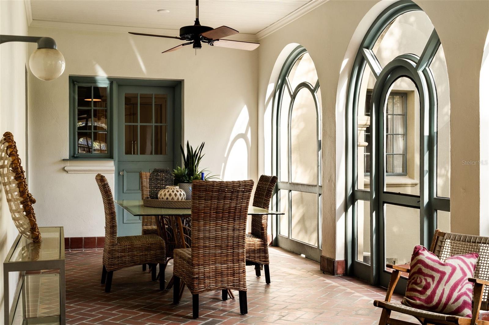 403 JASMINE WAY, CLEARWATER, FL, 33756