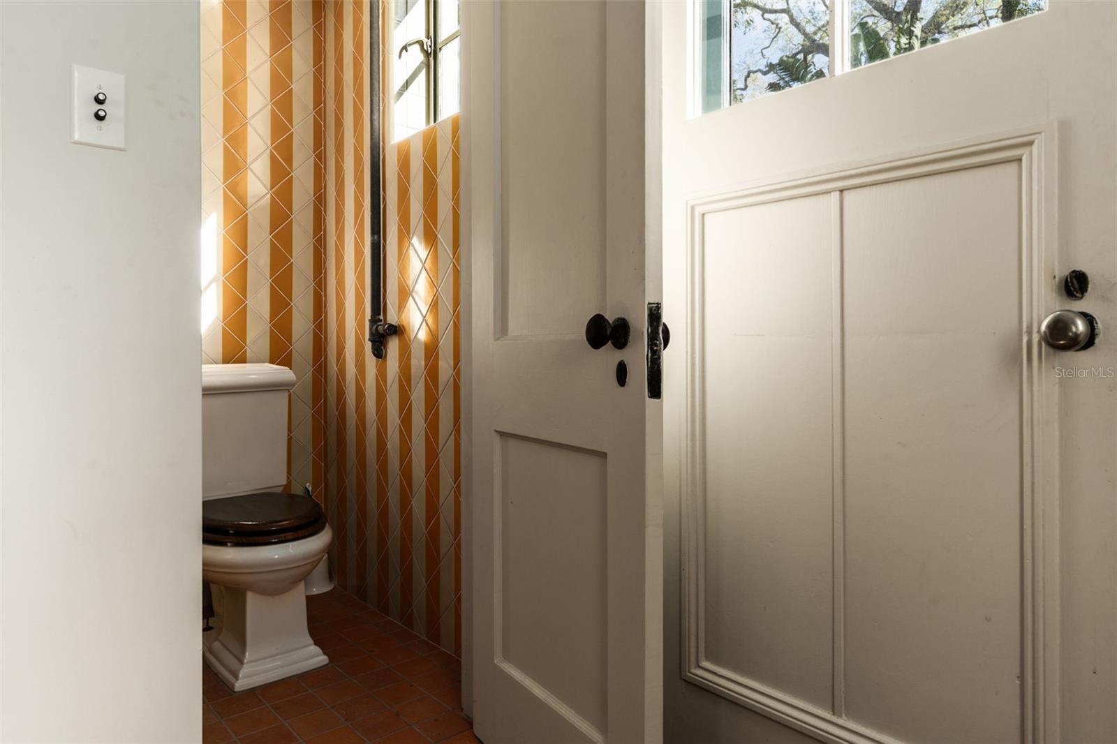 403 JASMINE WAY, CLEARWATER, FL, 33756