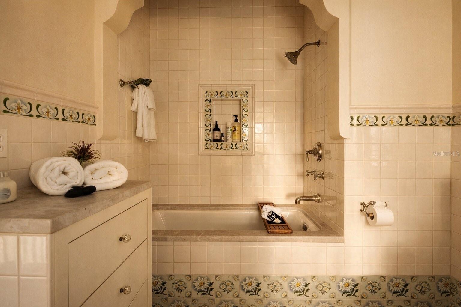 403 JASMINE WAY, CLEARWATER, FL, 33756