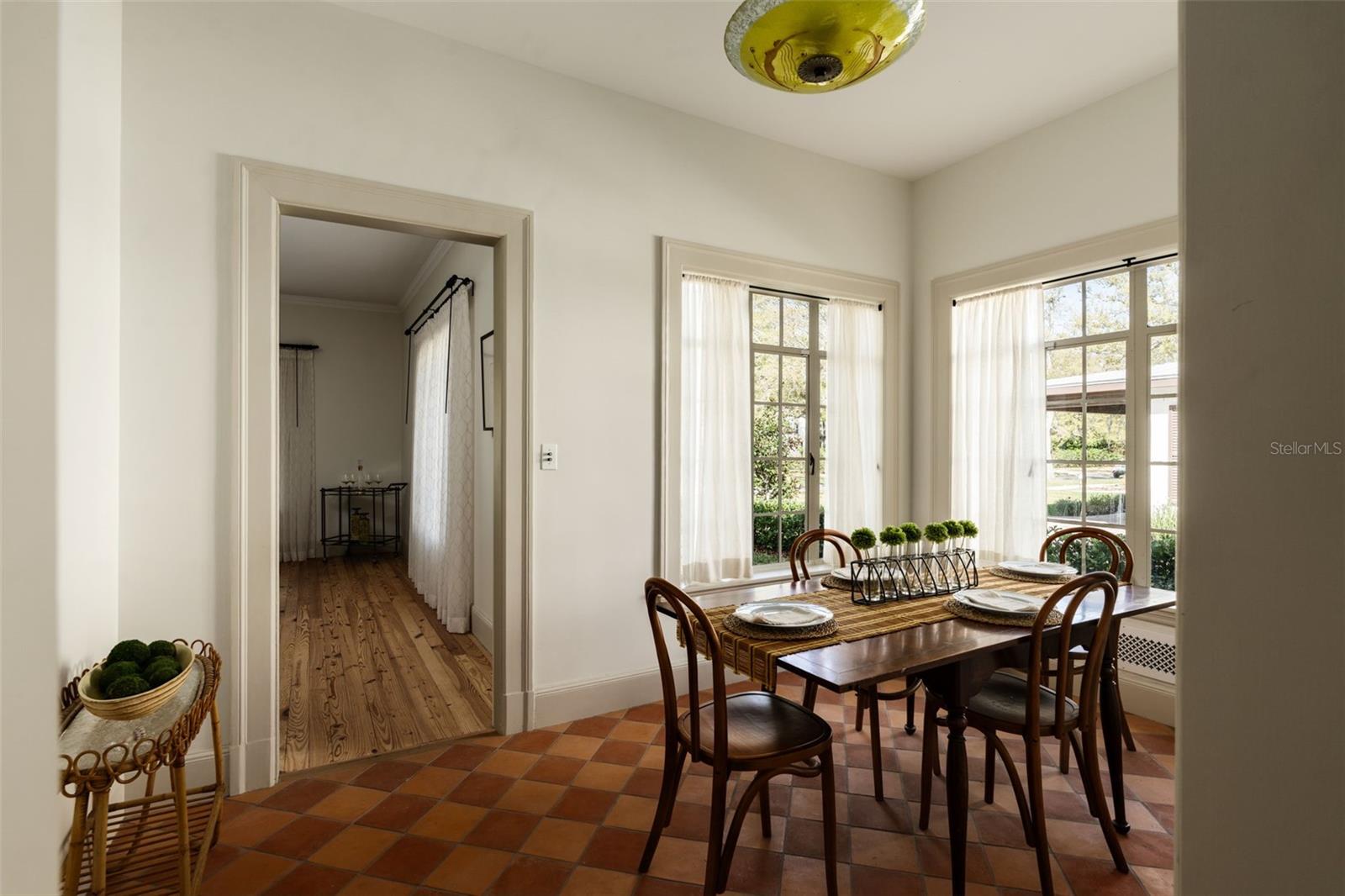 403 JASMINE WAY, CLEARWATER, FL, 33756