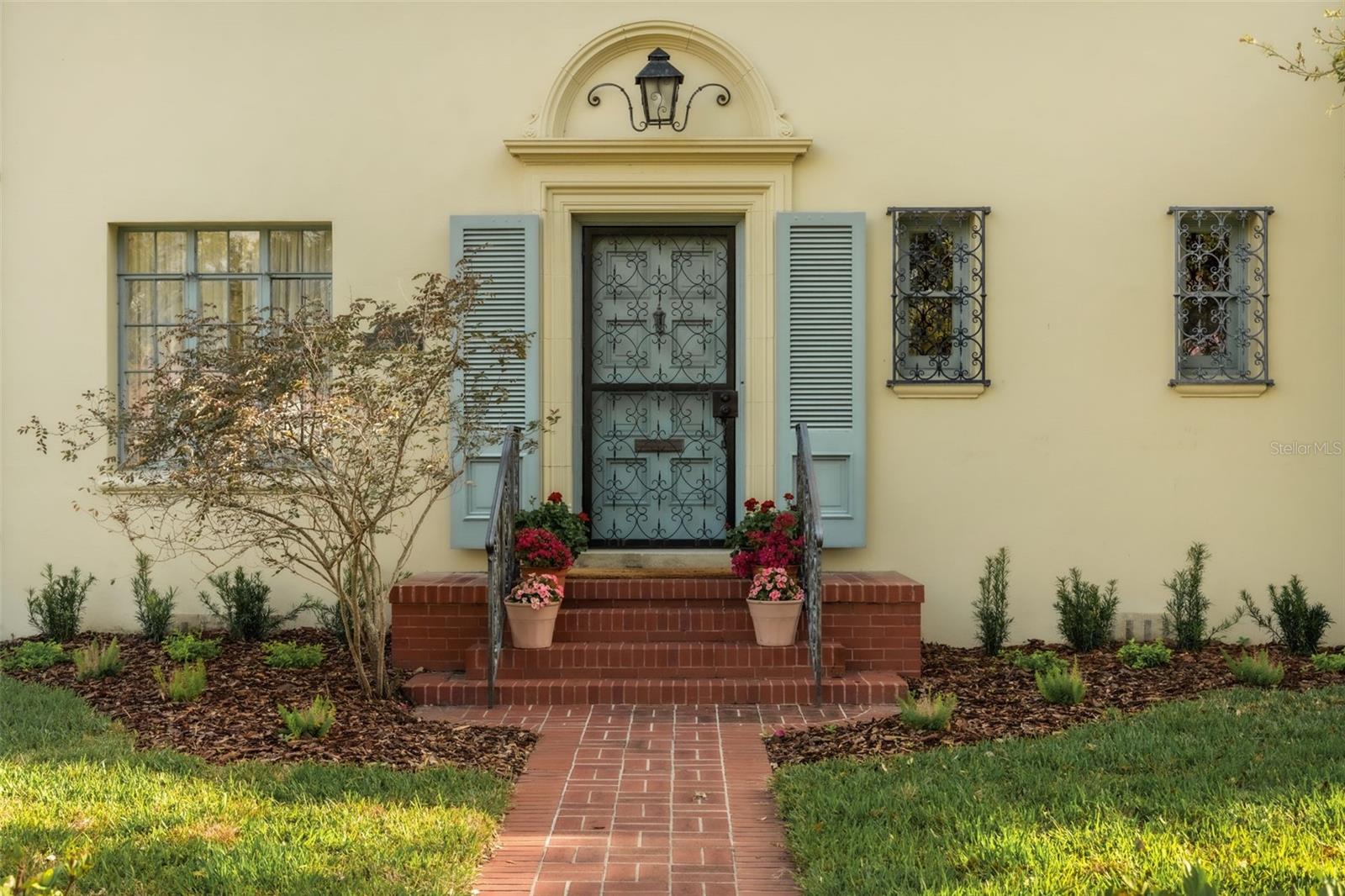 403 JASMINE WAY, CLEARWATER, FL, 33756