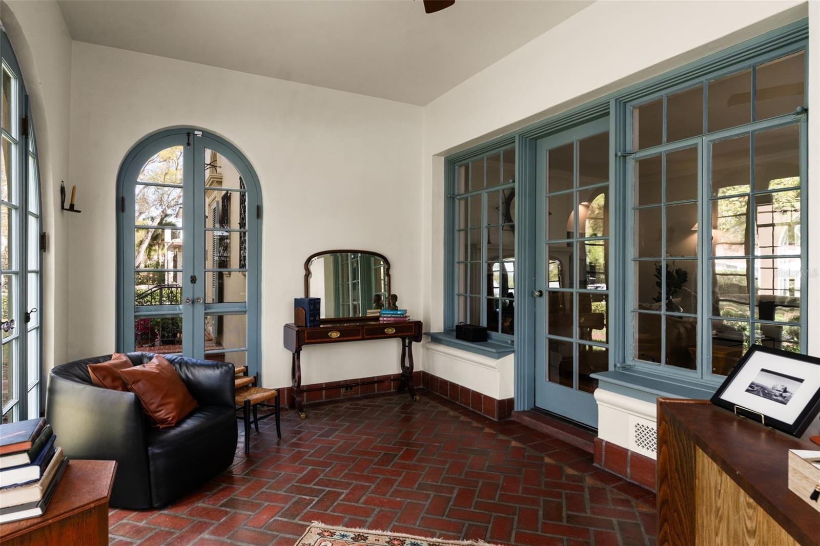 403 JASMINE WAY, CLEARWATER, FL, 33756