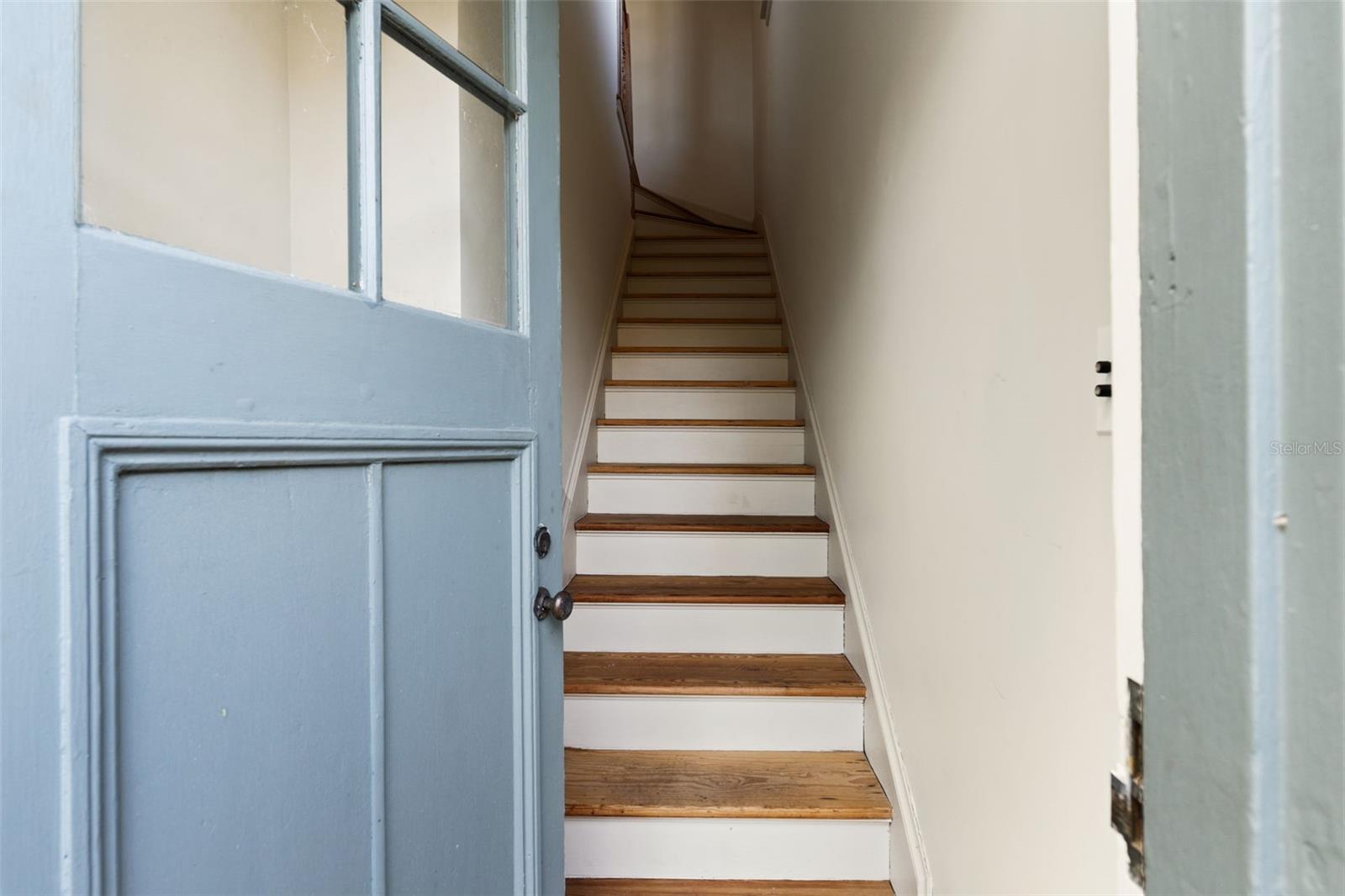 403 JASMINE WAY, CLEARWATER, FL, 33756