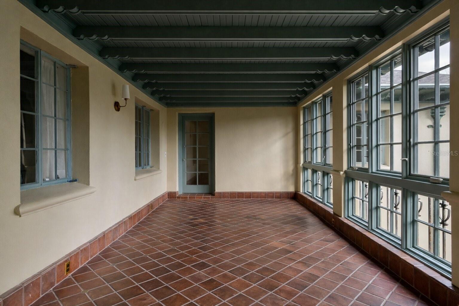 403 JASMINE WAY, CLEARWATER, FL, 33756