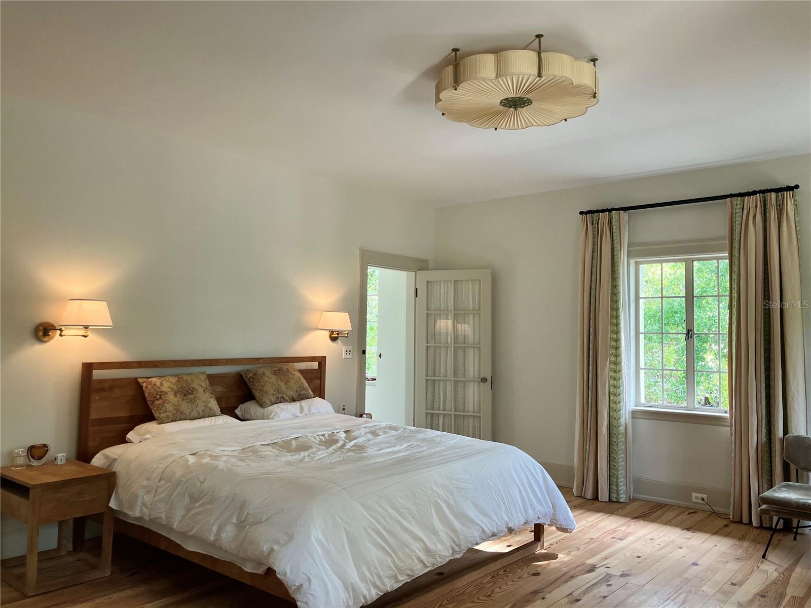 403 JASMINE WAY, CLEARWATER, FL, 33756