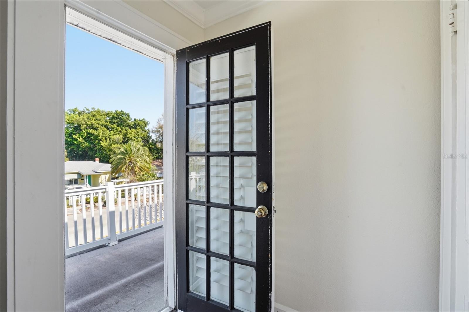 126 22ND AVE NE, ST PETERSBURG, FL, 33704