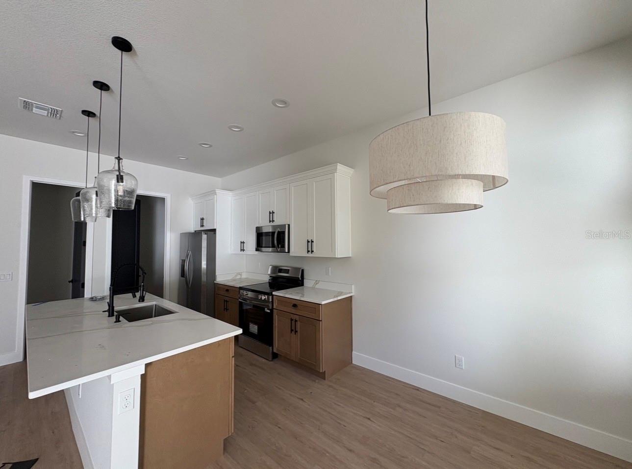 320 HOWARD AVE, ORANGE CITY, FL, 32763