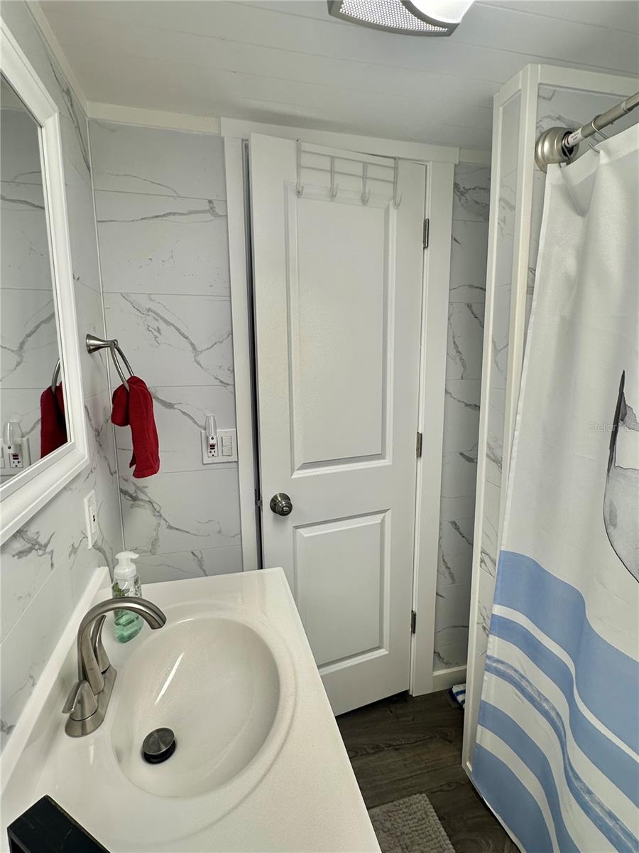 1501 25TH AVENUE DR W, BRADENTON, FL, 34205