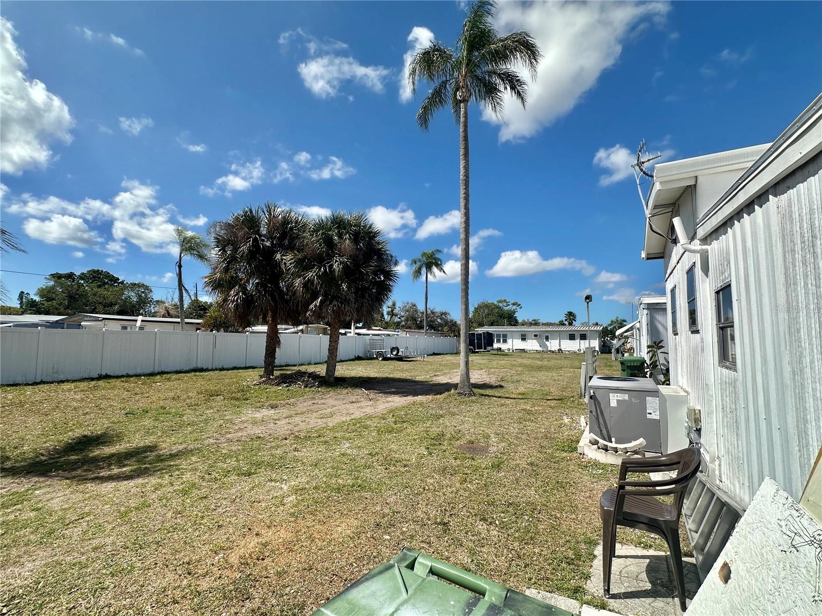 1501 25TH AVENUE DR W, BRADENTON, FL, 34205