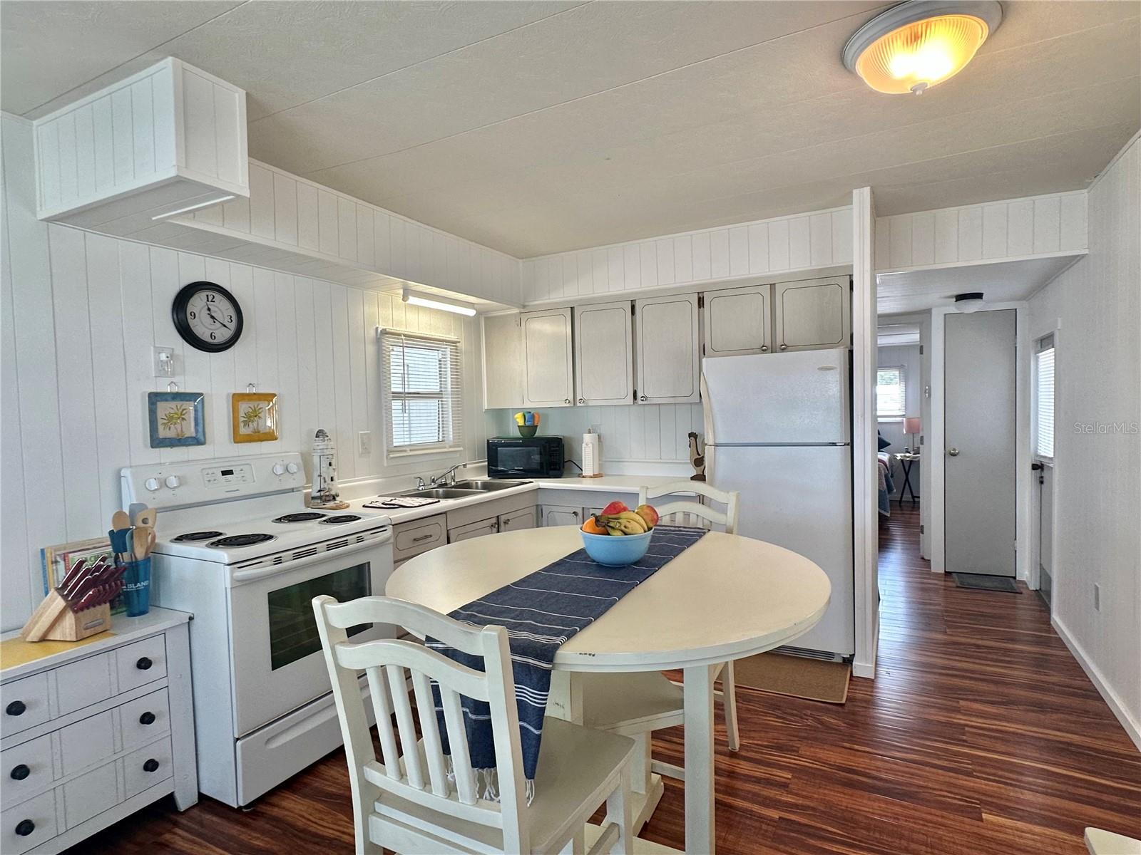 1501 25TH AVENUE DR W, BRADENTON, FL, 34205