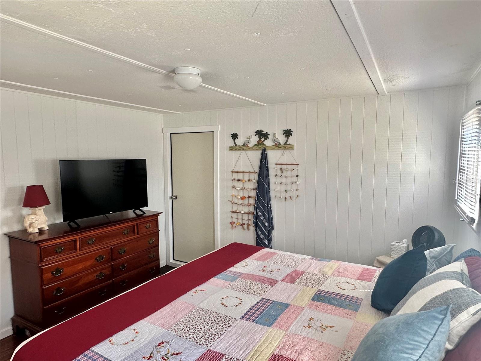 1501 25TH AVENUE DR W, BRADENTON, FL, 34205