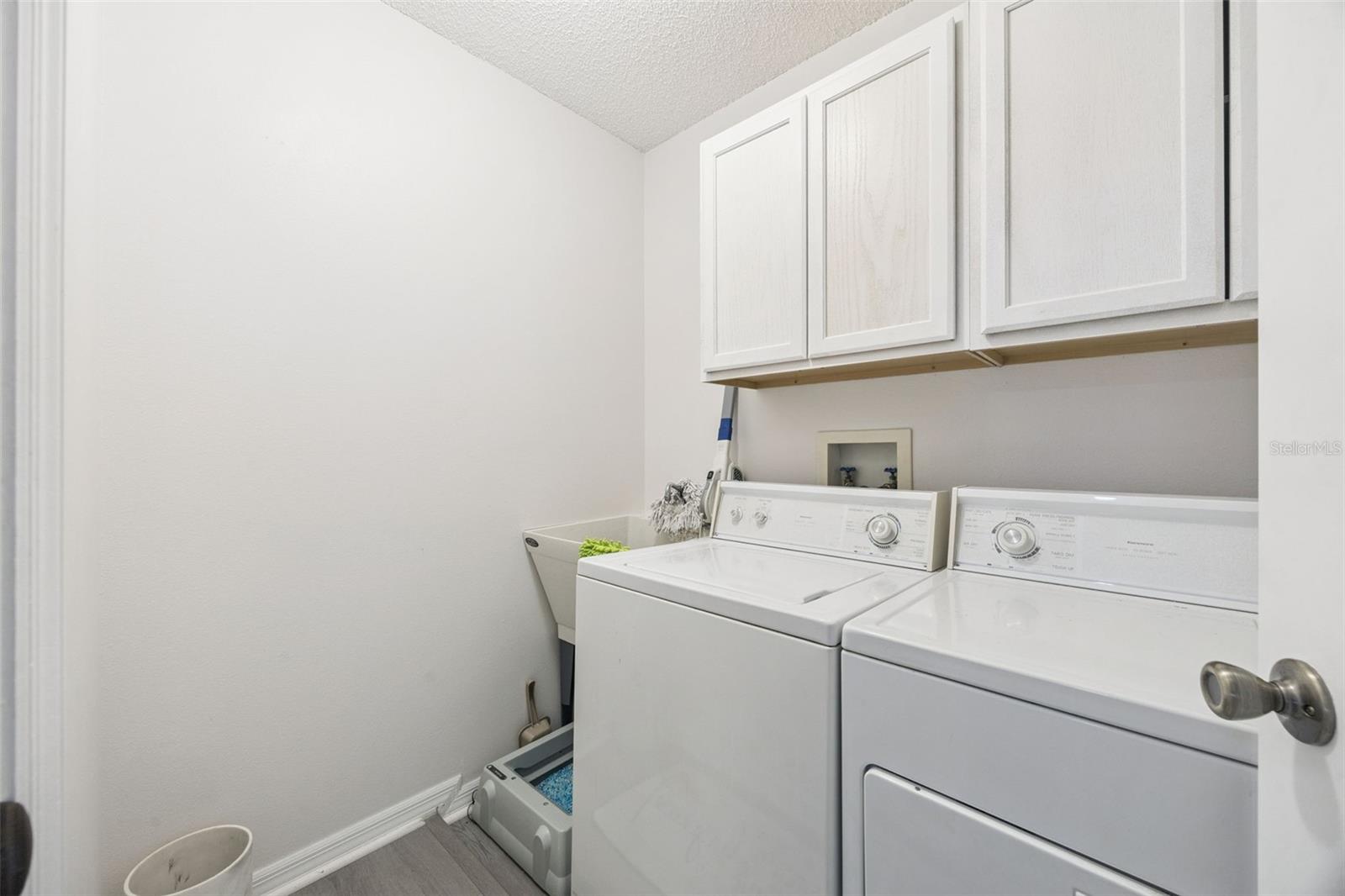 27308 RACQUET CIR, LEESBURG, FL, 34748