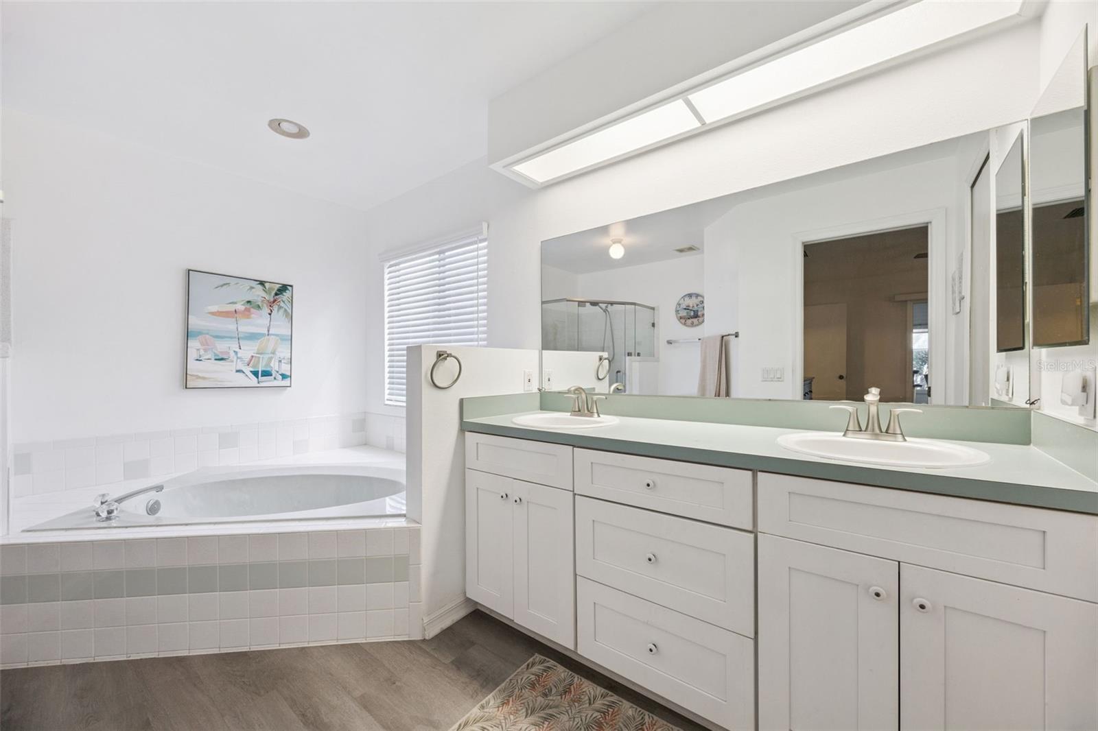27308 RACQUET CIR, LEESBURG, FL, 34748