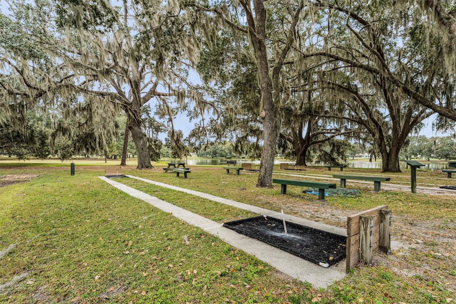 27308 RACQUET CIR, LEESBURG, FL, 34748