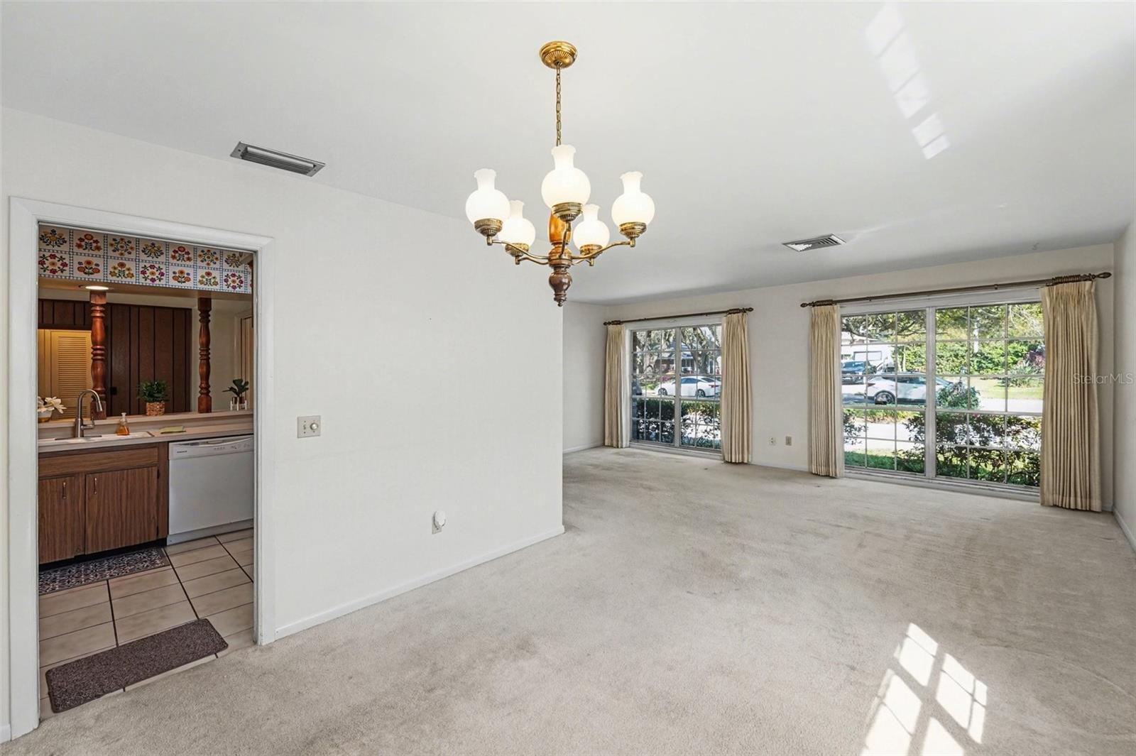 10414 RECLINATA LN, TAMPA, FL, 33618