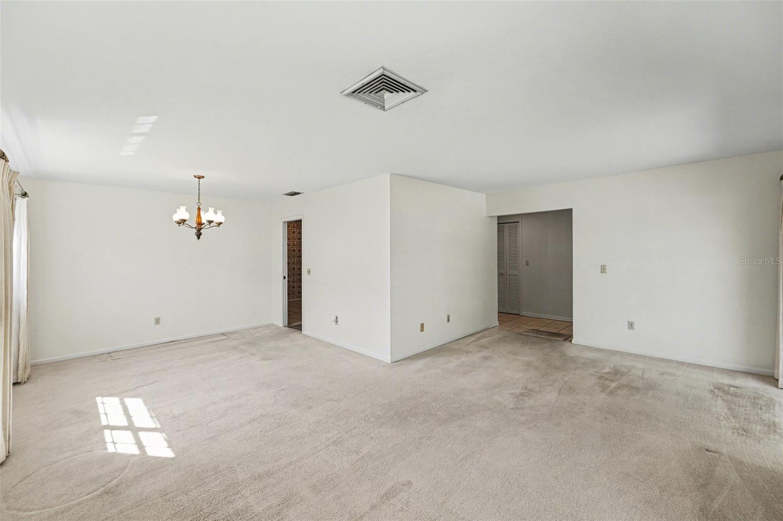 10414 RECLINATA LN, TAMPA, FL, 33618