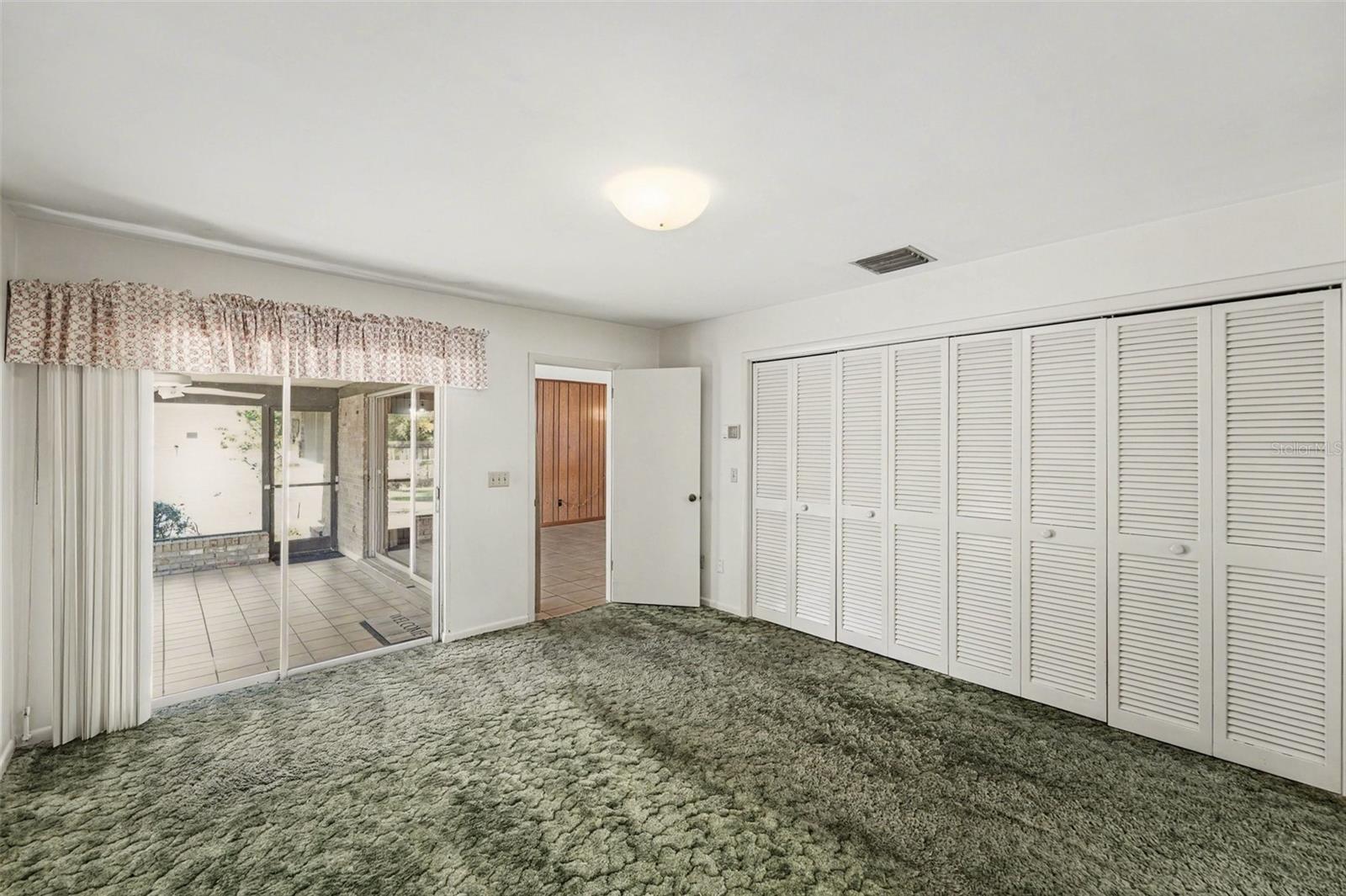 10414 RECLINATA LN, TAMPA, FL, 33618