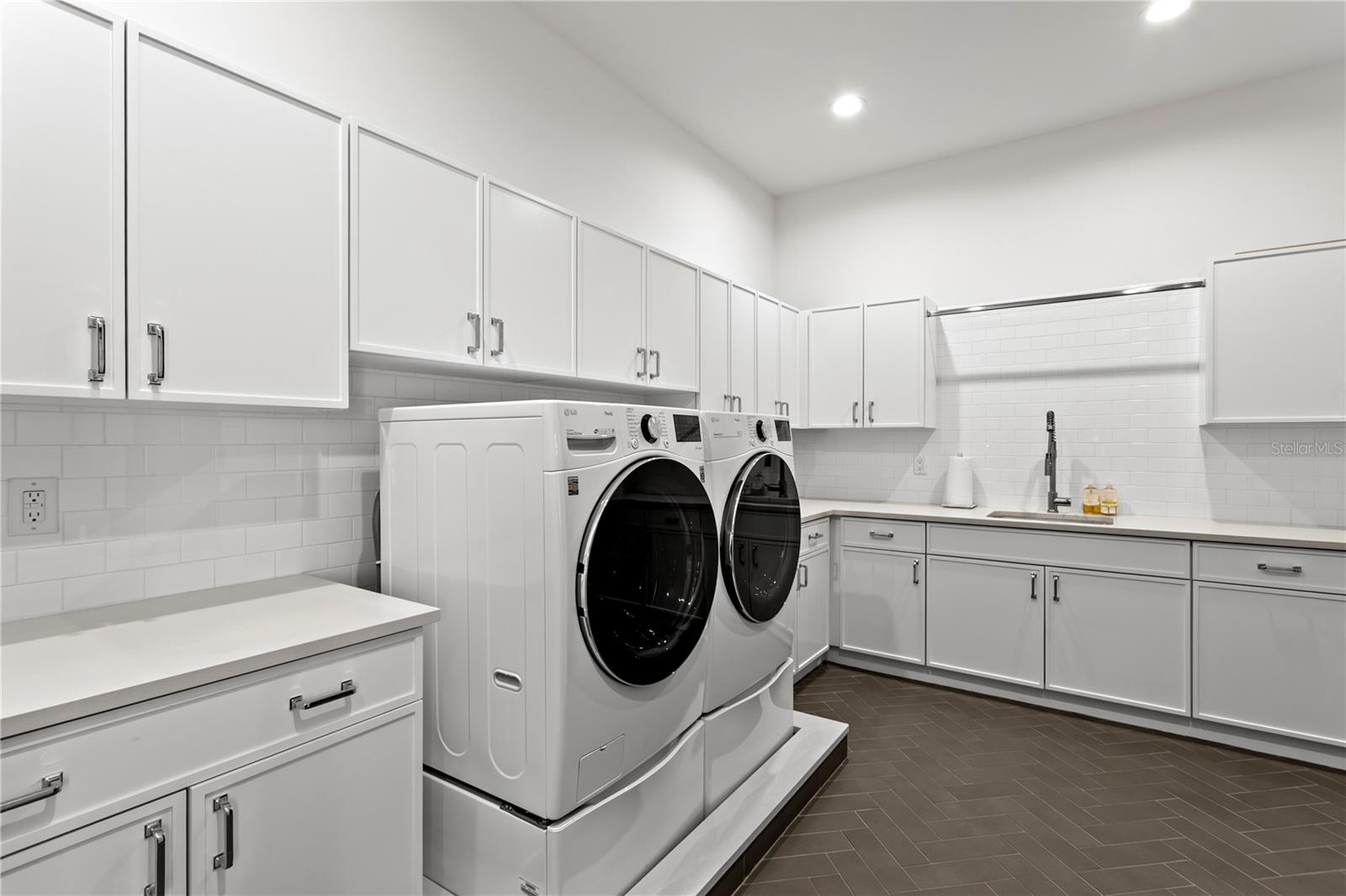 605 ONTARIO AVE, TAMPA, FL, 33606