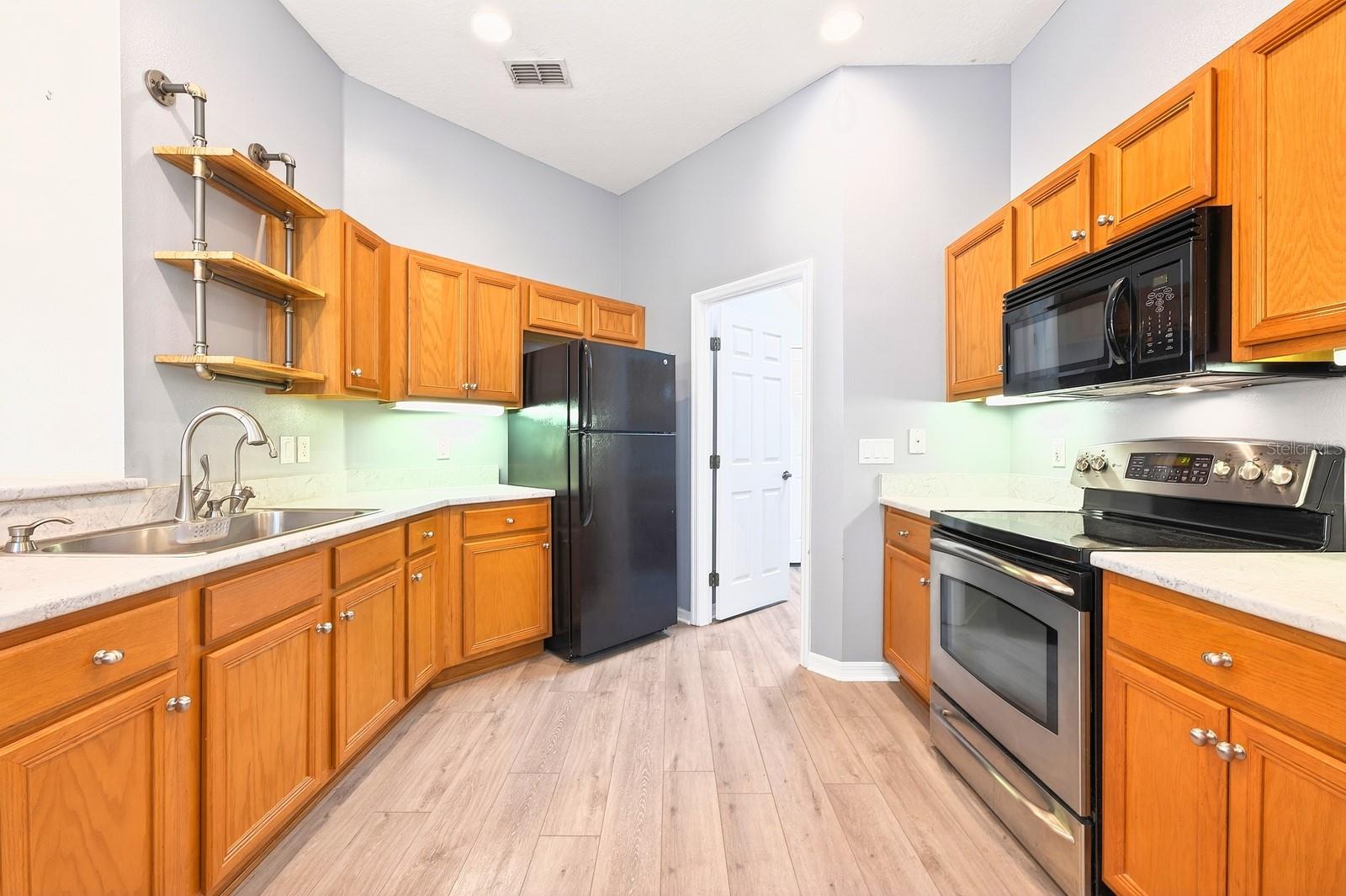 3447 MOUNT HOPE LOOP, LEESBURG, FL, 34748