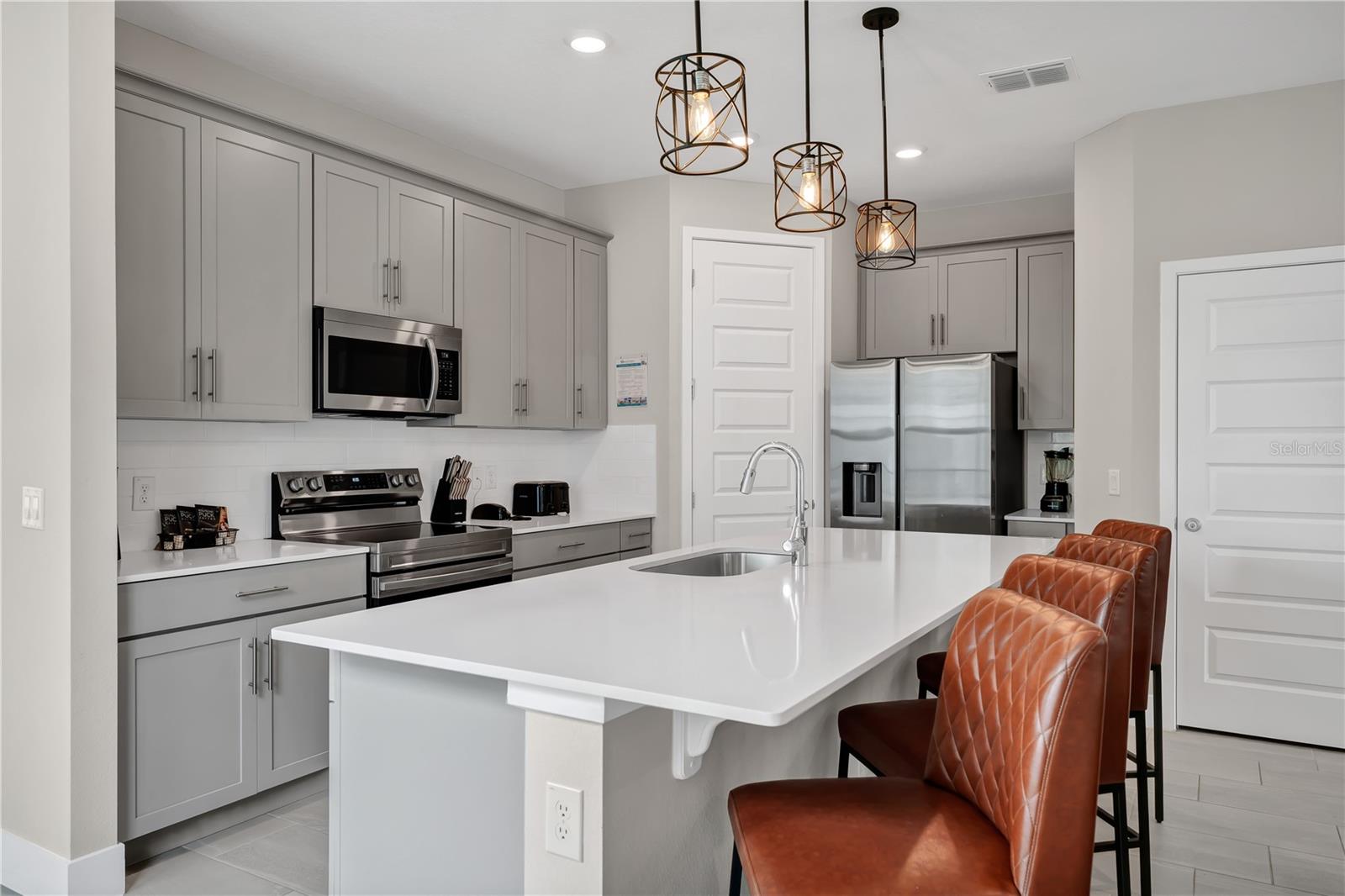 7833 SPECTRUM DR, KISSIMMEE, FL, 34747