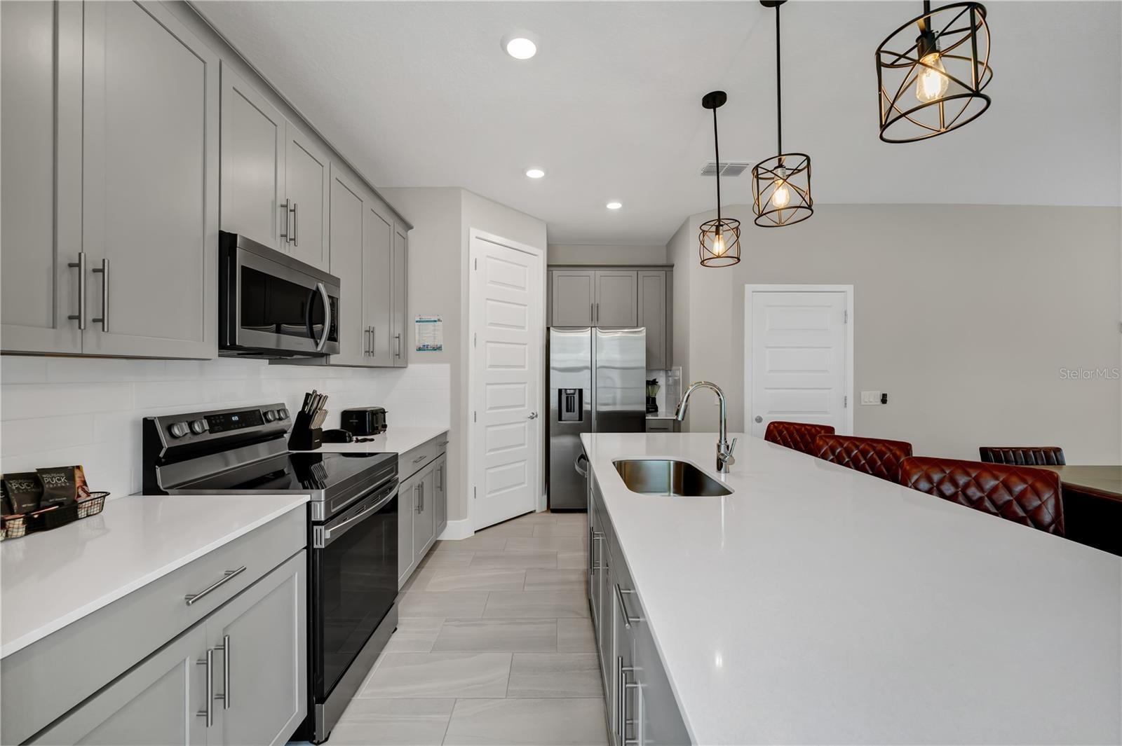 7833 SPECTRUM DR, KISSIMMEE, FL, 34747