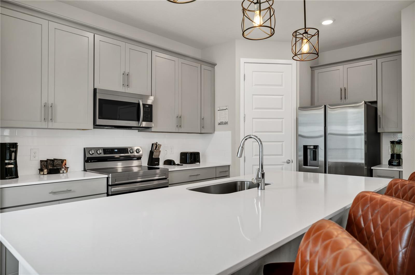 7833 SPECTRUM DR, KISSIMMEE, FL, 34747