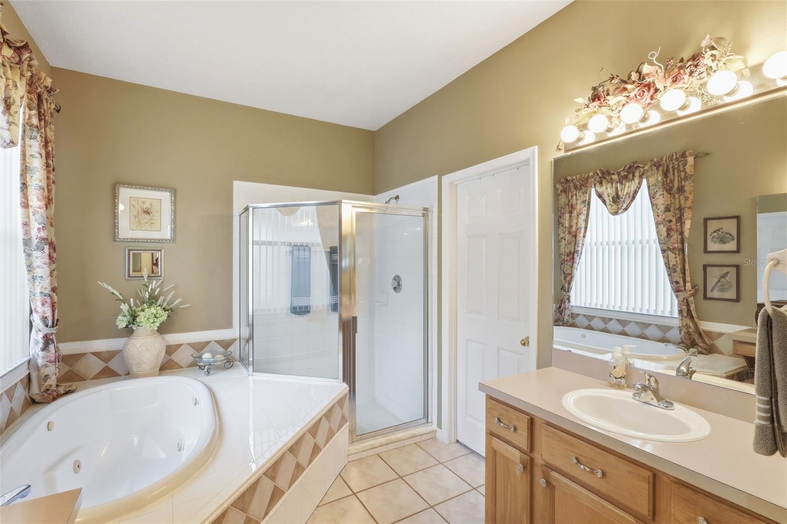 402 TURNSTONE WAY, ORLANDO, FL, 32828