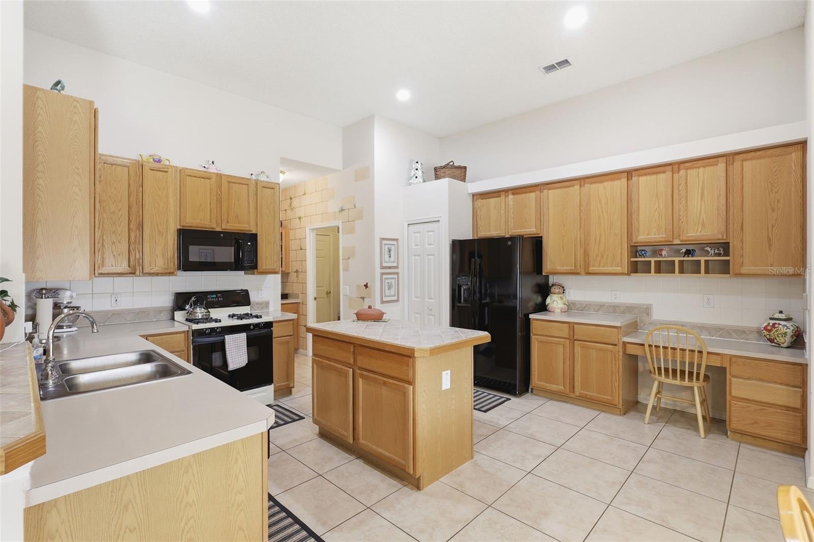 402 TURNSTONE WAY, ORLANDO, FL, 32828