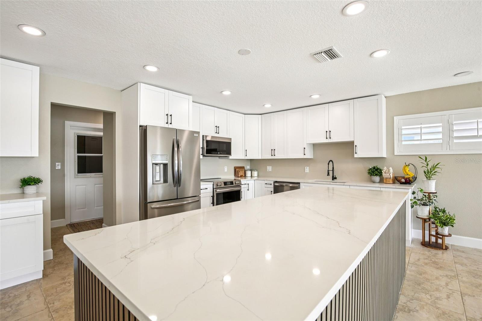 565 CRYSTAL DR, MADEIRA BEACH, FL, 33708