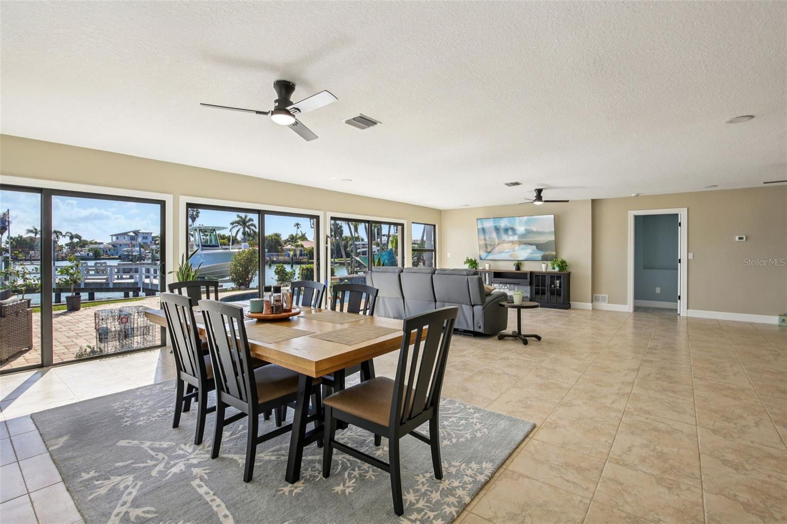 565 CRYSTAL DR, MADEIRA BEACH, FL, 33708