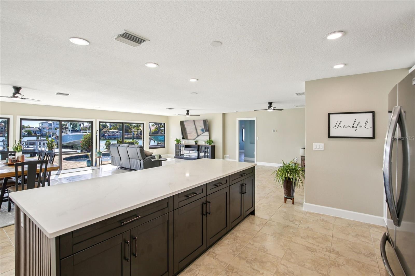 565 CRYSTAL DR, MADEIRA BEACH, FL, 33708