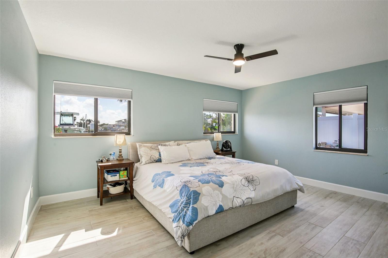 565 CRYSTAL DR, MADEIRA BEACH, FL, 33708