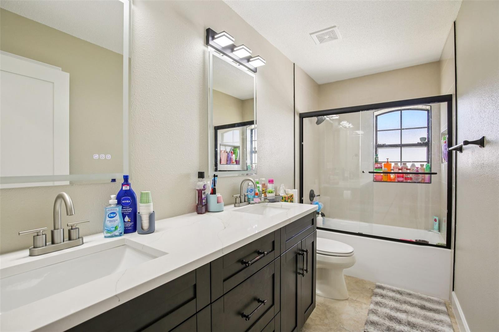 565 CRYSTAL DR, MADEIRA BEACH, FL, 33708